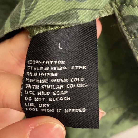 Green utility jacket with tropical print- Size large - Picture 11 of 12